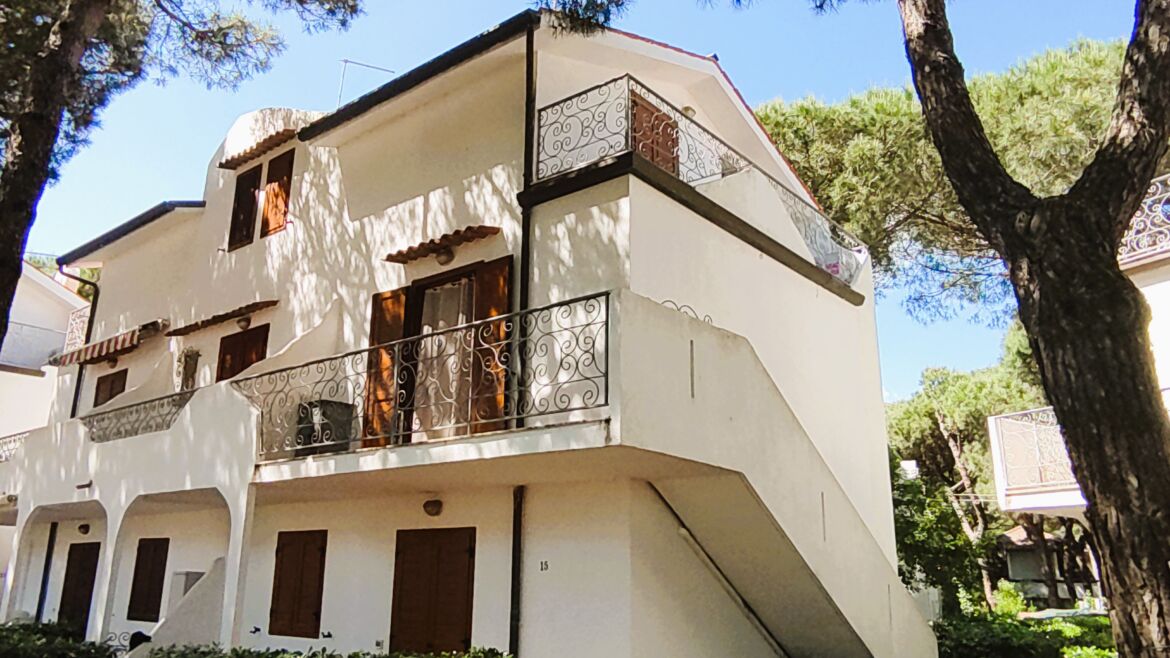 Residence Patio – “E – 5”
